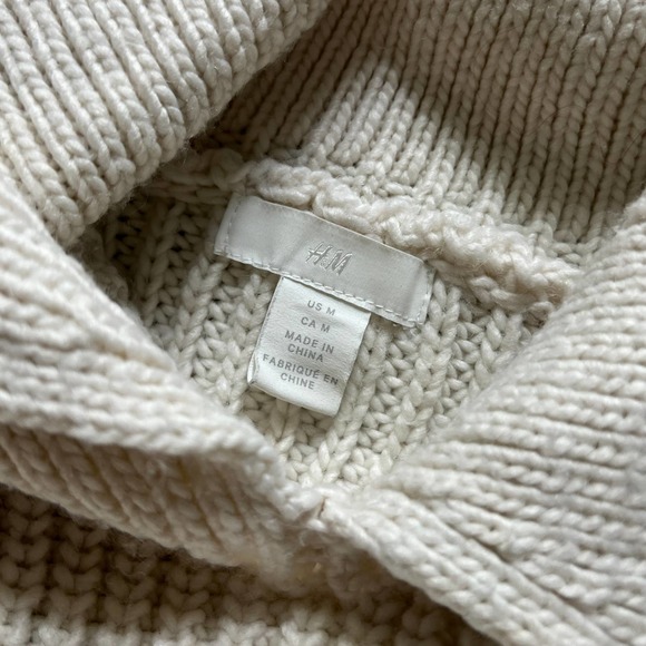 H&M Cream White Collared Rib Knit Pullover Sweater - Picture 6 of 7